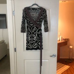 White House  Black Market Colors: Mixed Black, White, Pink